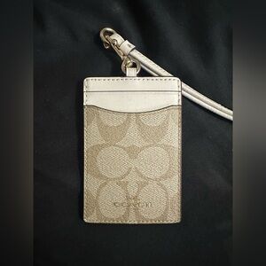 Coach lanyard/card holder